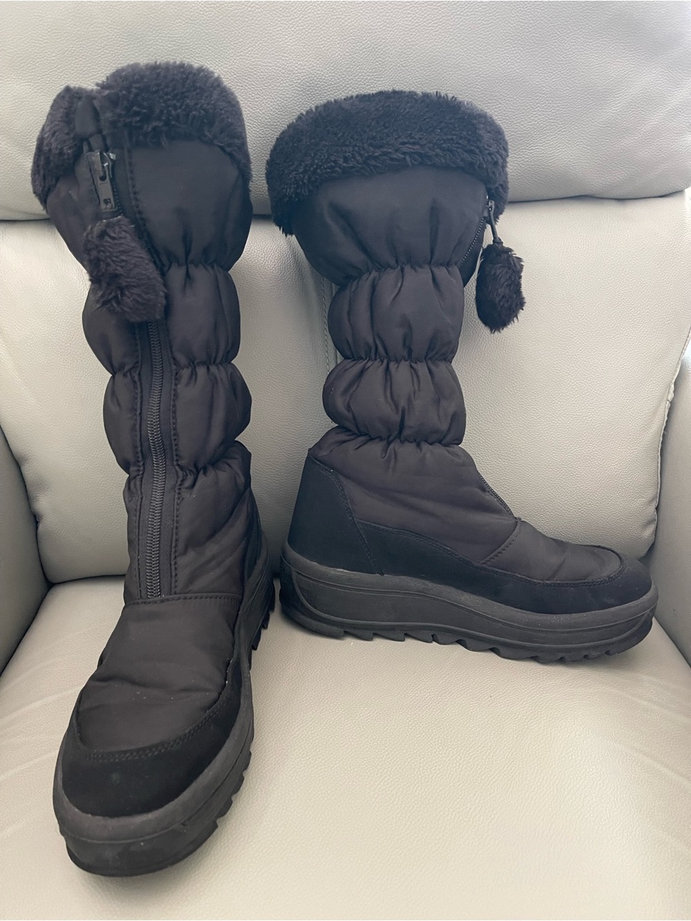 Pajar Canada Toboggan 2.0 Tall Front Zip Puffer Snow Boots Size 9/9.5 (EU 40)